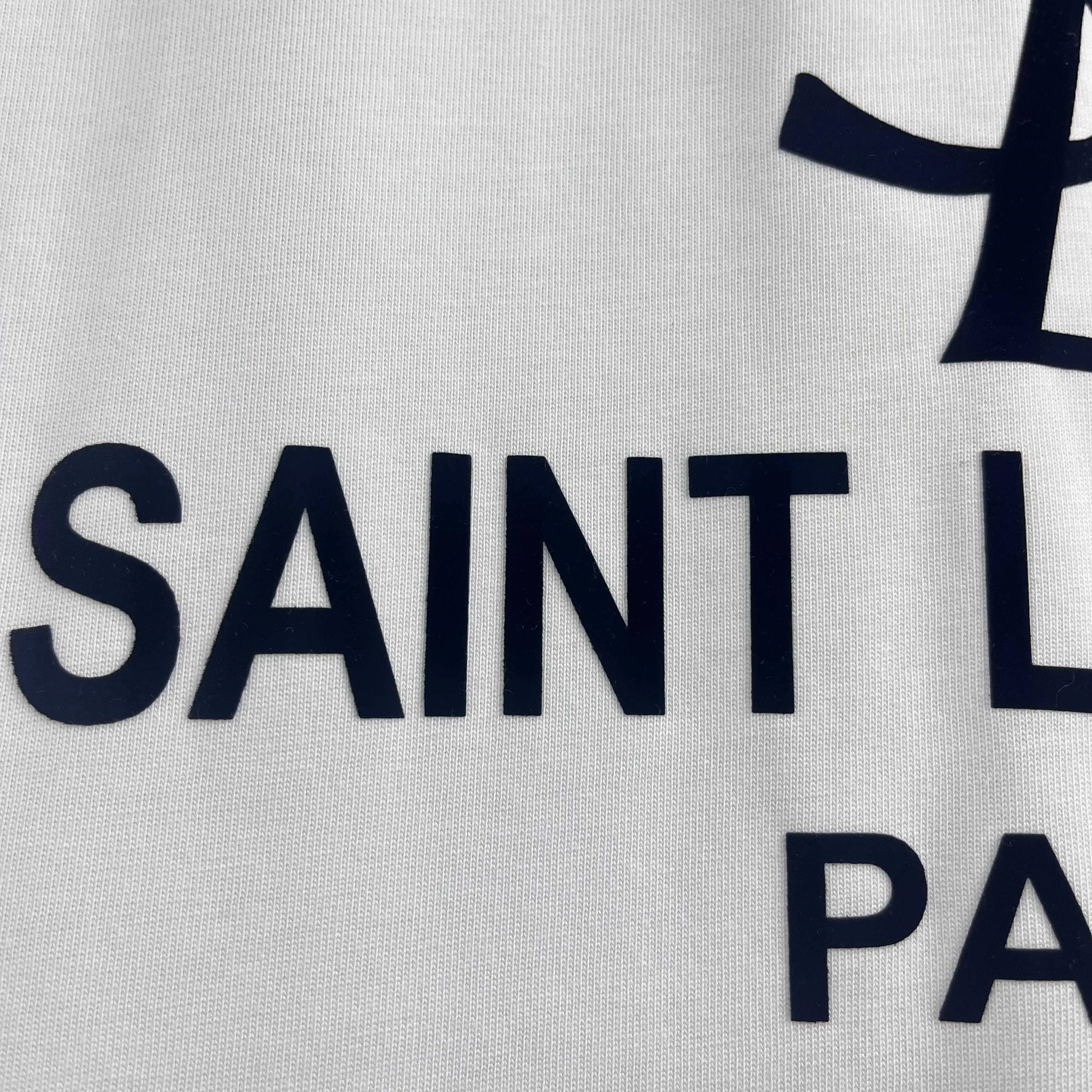 ysl* * * 2026 New Arrival Classiclogo ， Same Style ：Black White Size： S （90-130 ） M （120-150 ） L （140-165 ） XL （160-180 ） XXL （180-210 ）